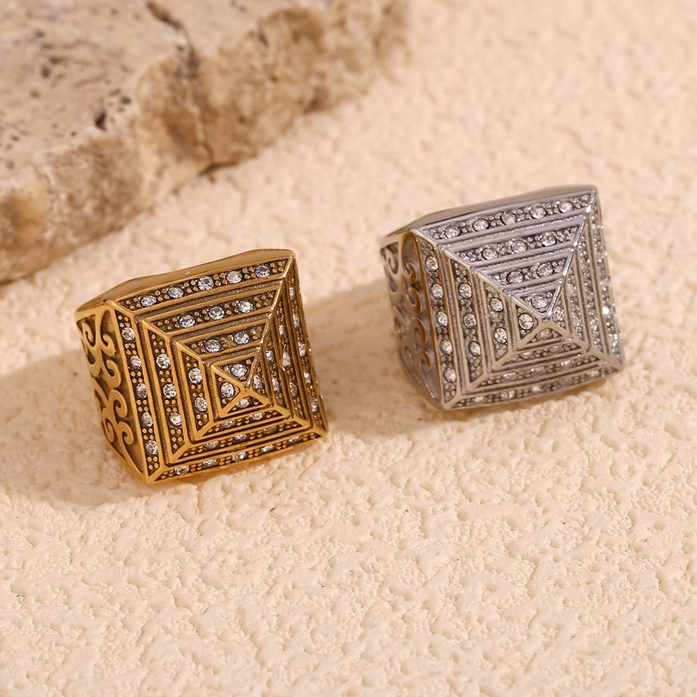 Pyramid rings