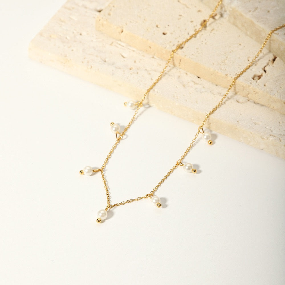 Katalie Pearl drops necklace
