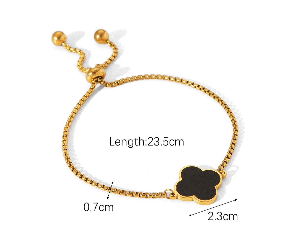 Clover bracelet