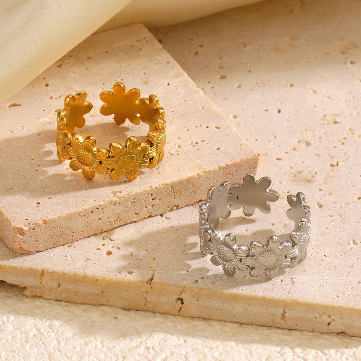 Berrima Sunflower rings