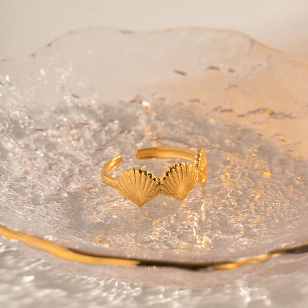 Carina Three shells rings