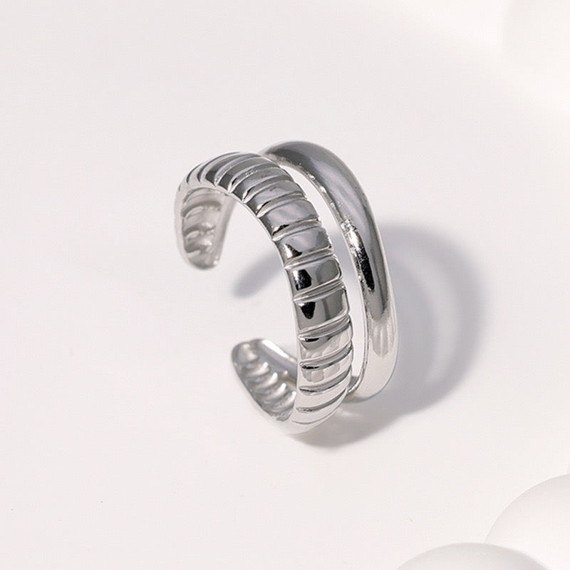 Layer band rings