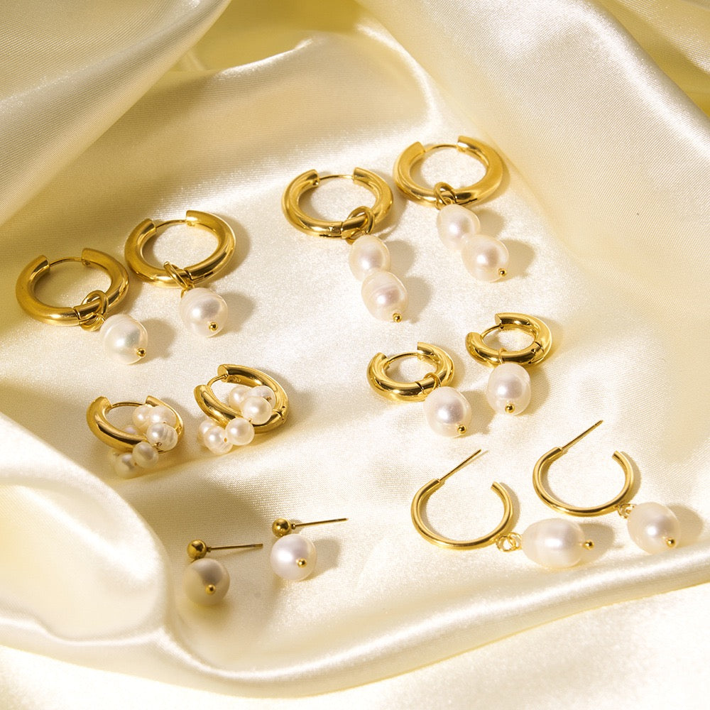 Junta Classic pearl hoops