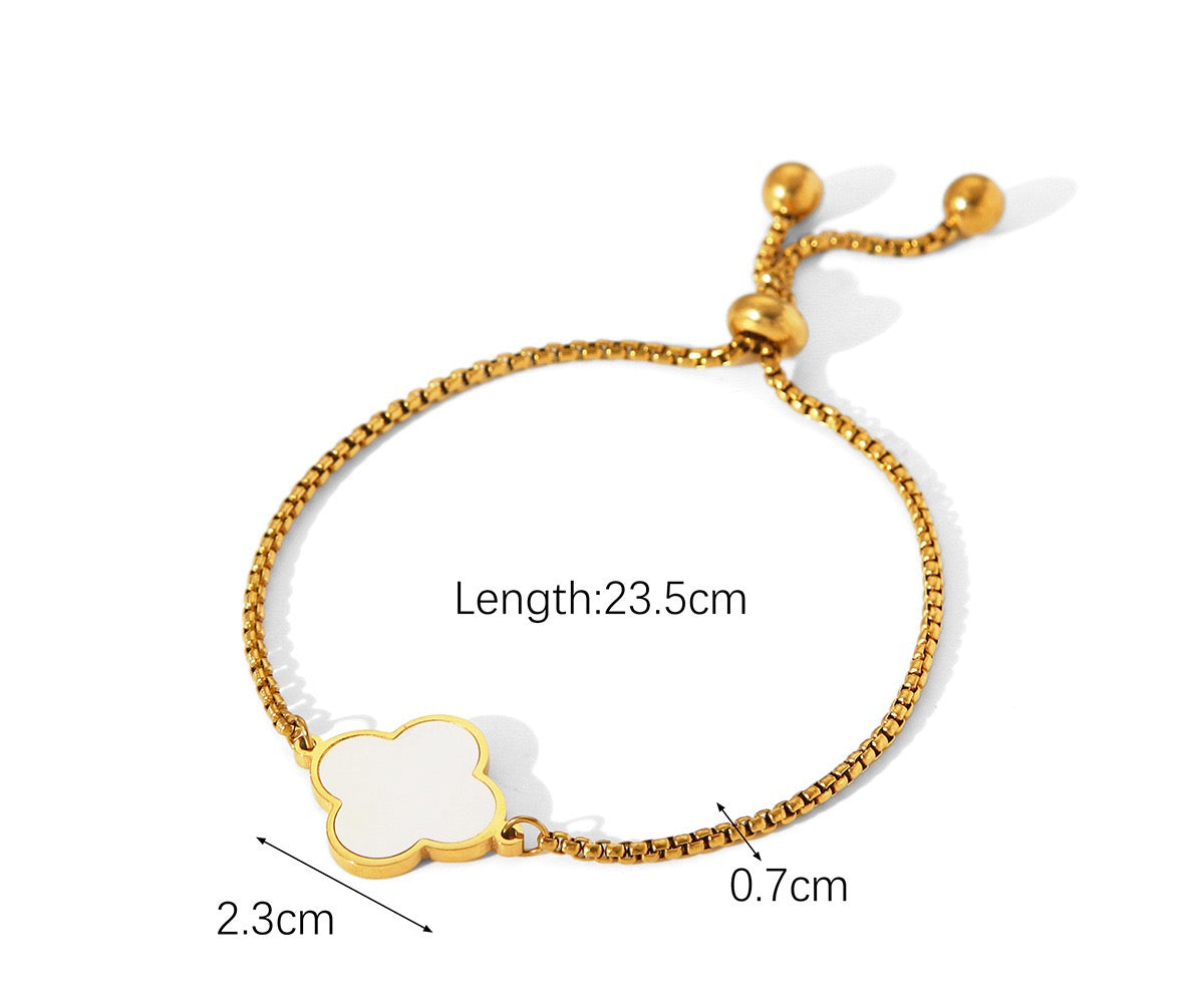 Clover bracelet