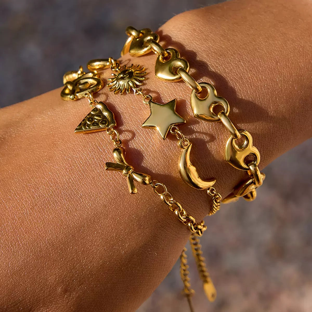 Golden heart chain set