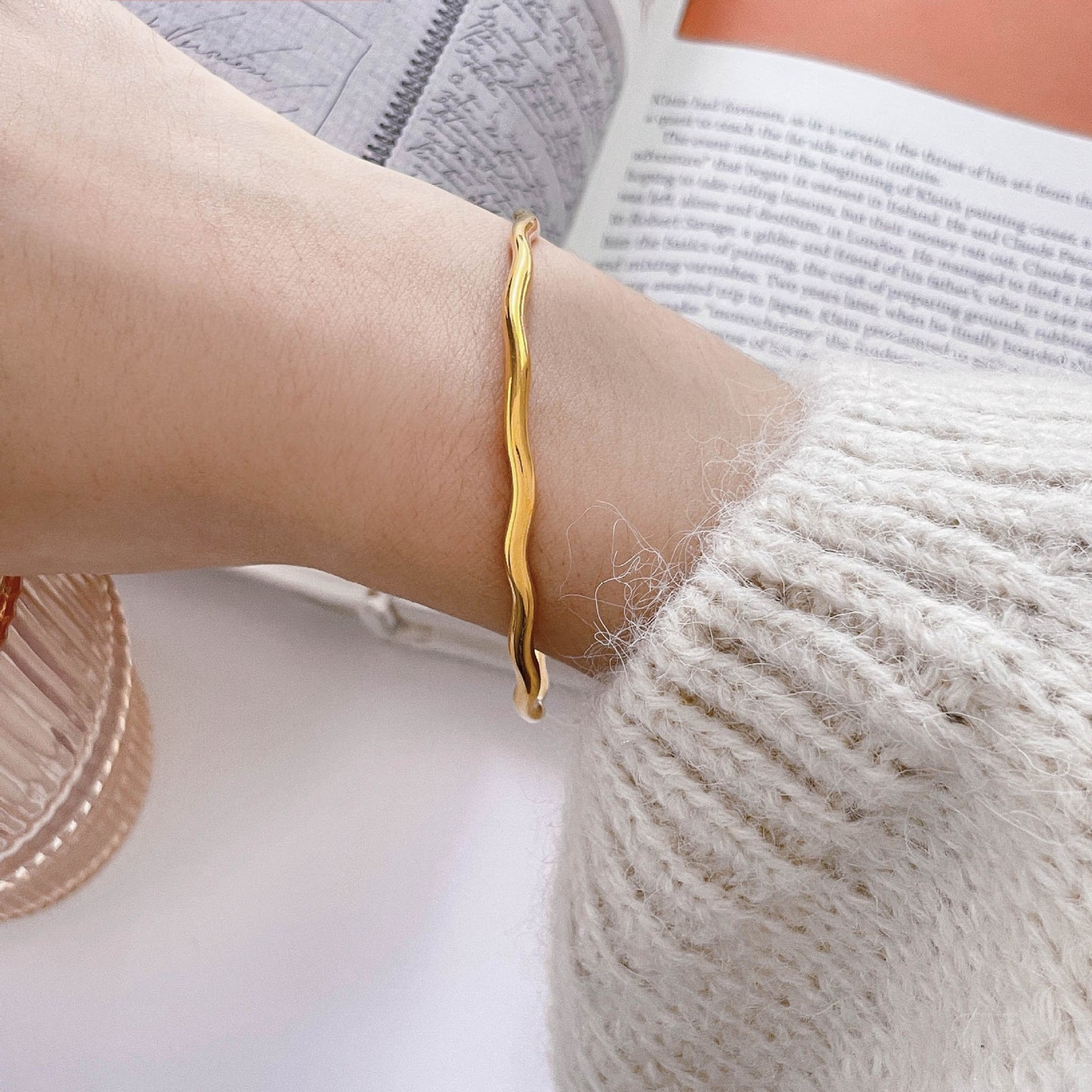 Tiny wave bangles