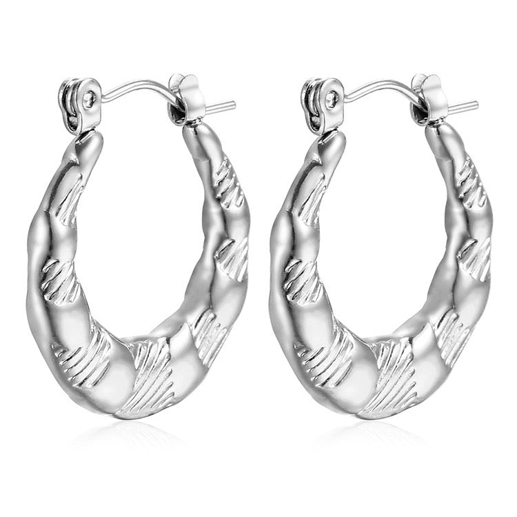 Pattern round hoops earrings