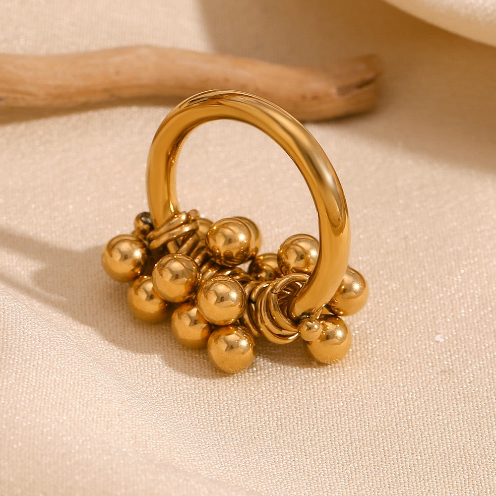 Pompom rings