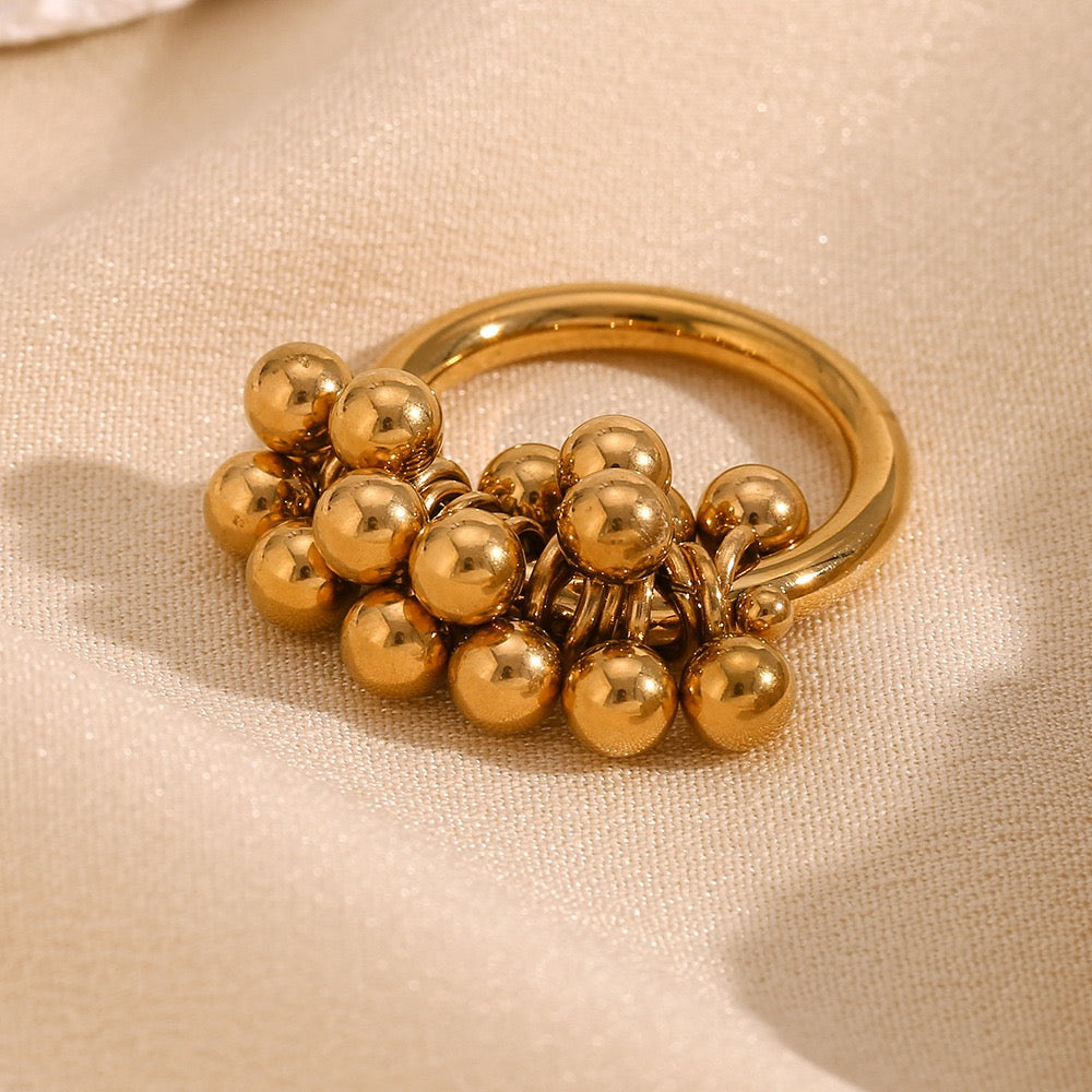 Pompom rings