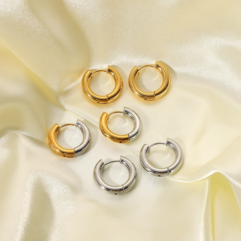 Natalya Classic hoops