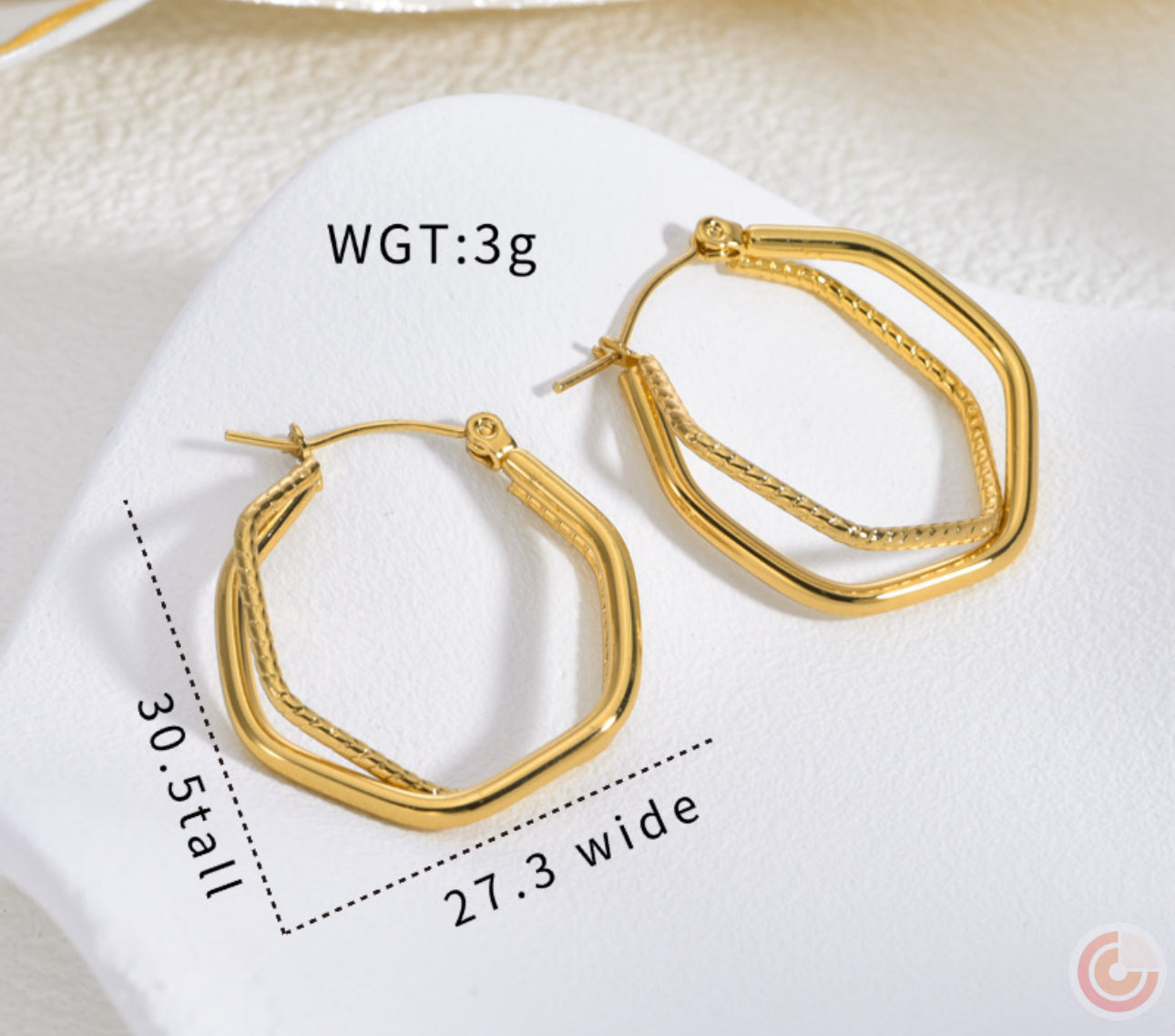 Classic square hoops