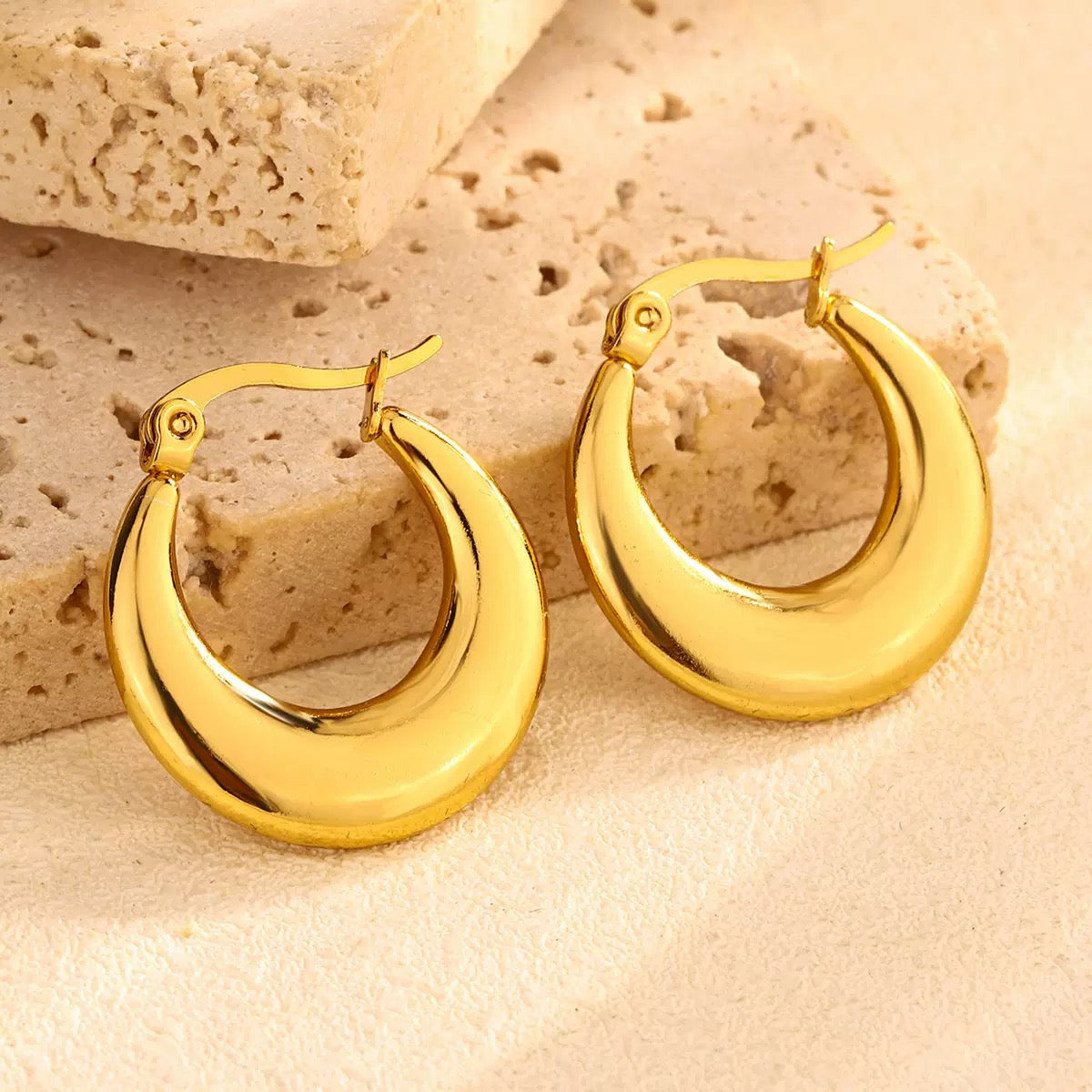 Small Round dainty hoops