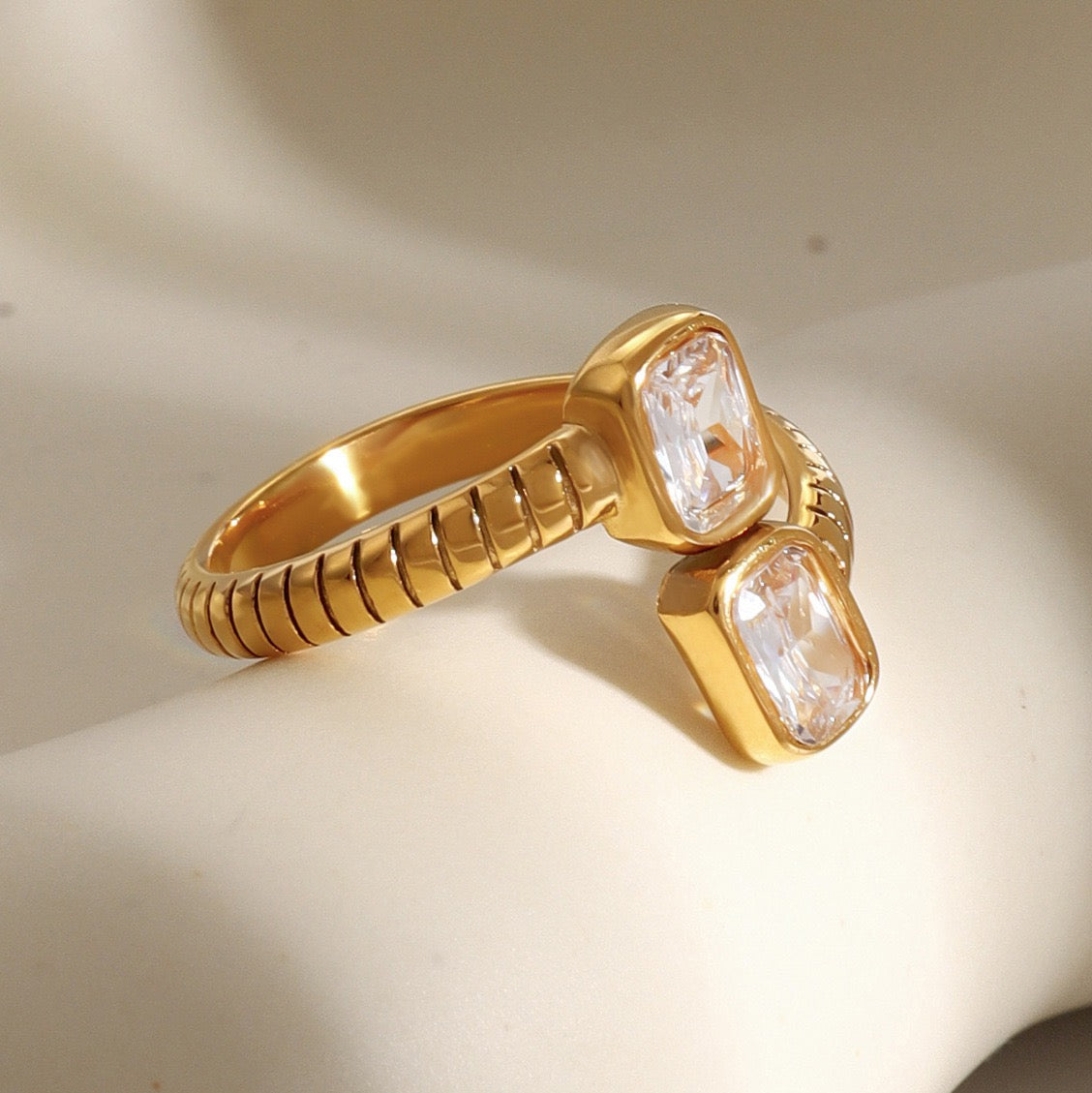 Somnus double star rings