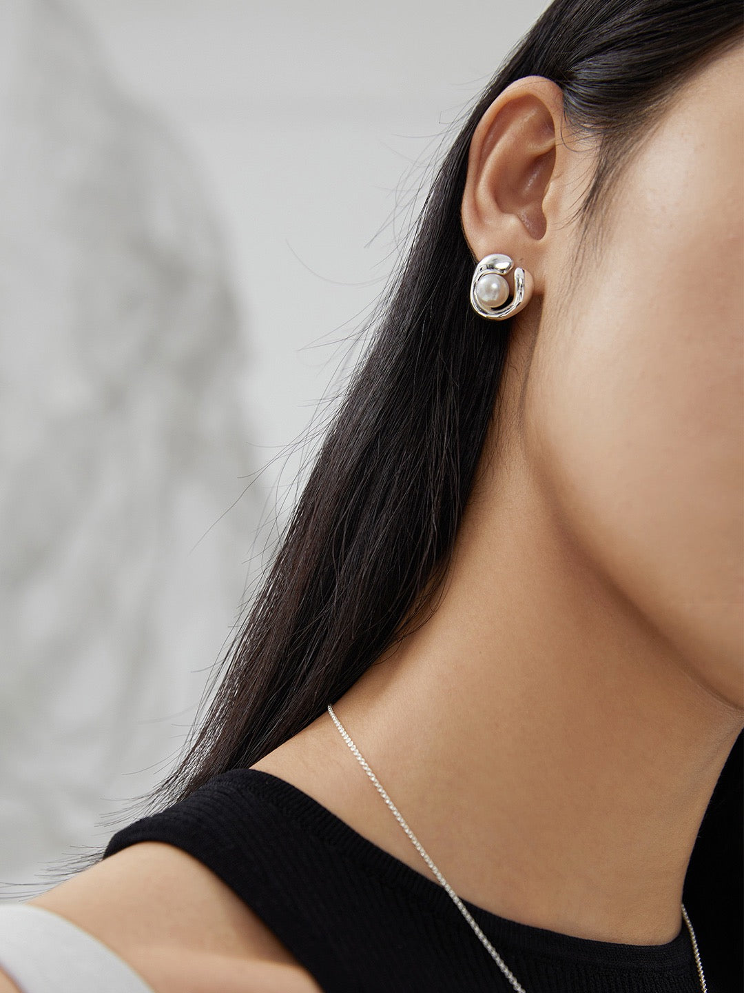 Shanghai Open pearls earrings