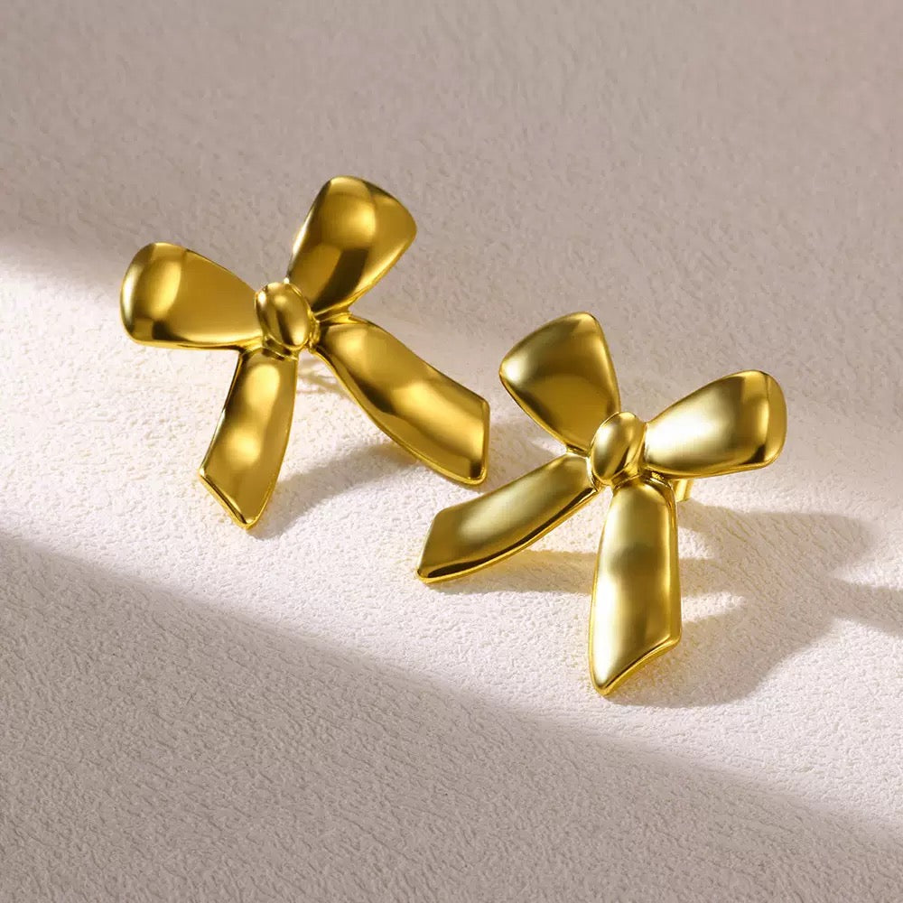 Dana bow earrings