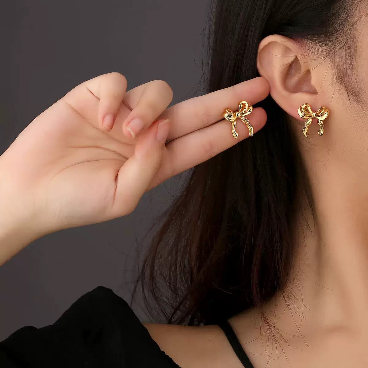 Grace bow earrings