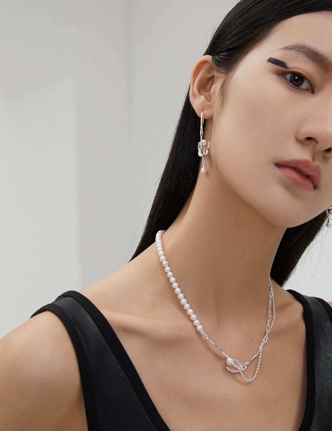Philips Branch pearl set