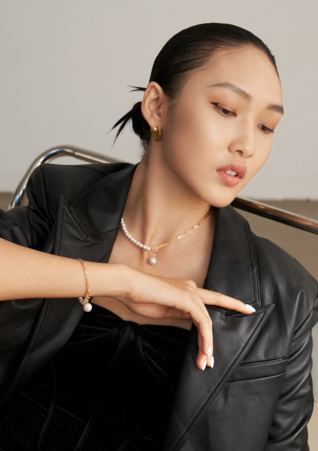 Gango Half chain Pearl set