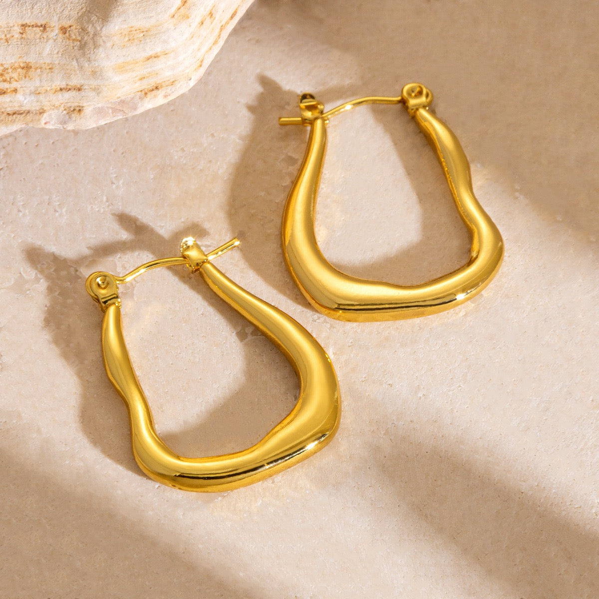 Alice classic hoops