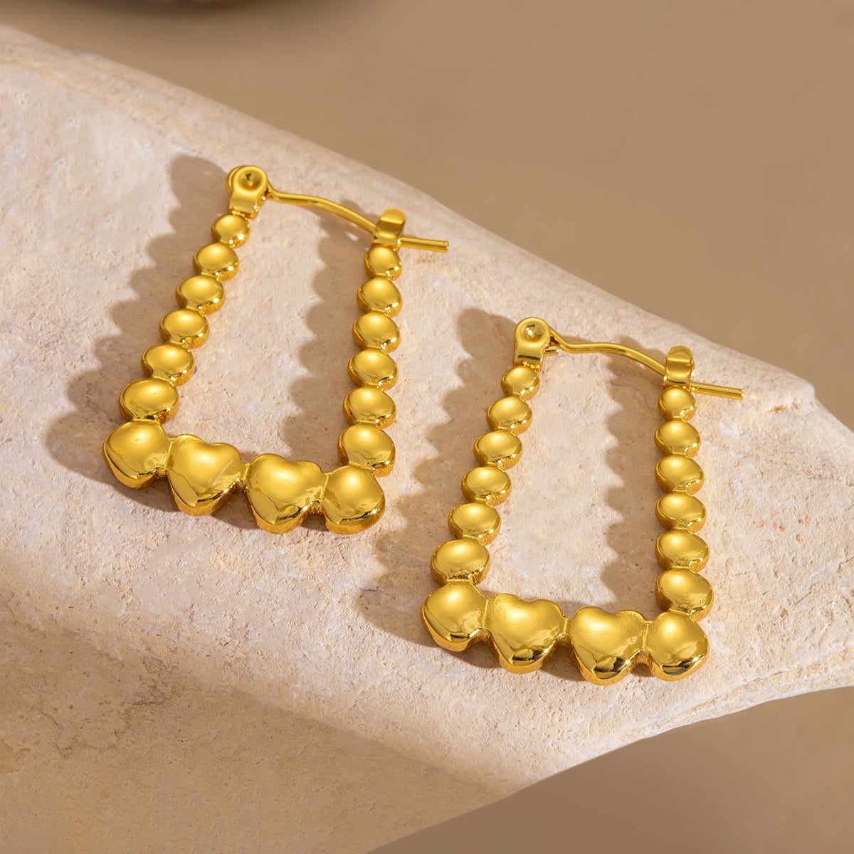 Lisa hearts hoops