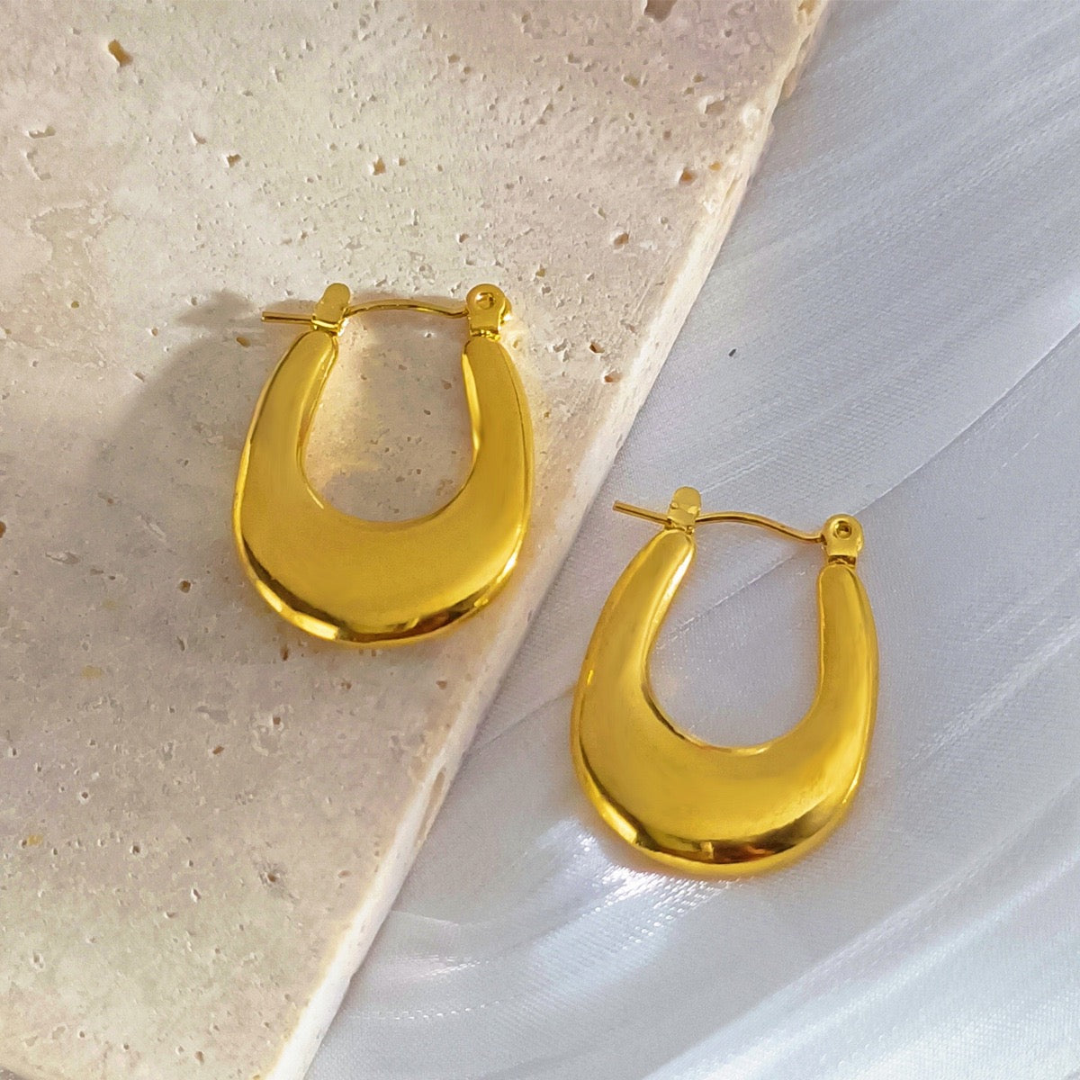 Classic hoops