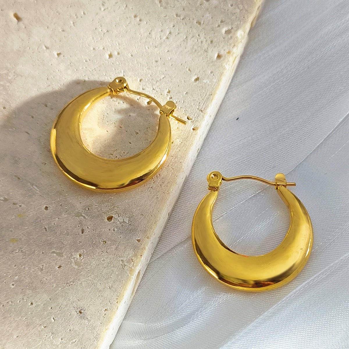 Classic hoops