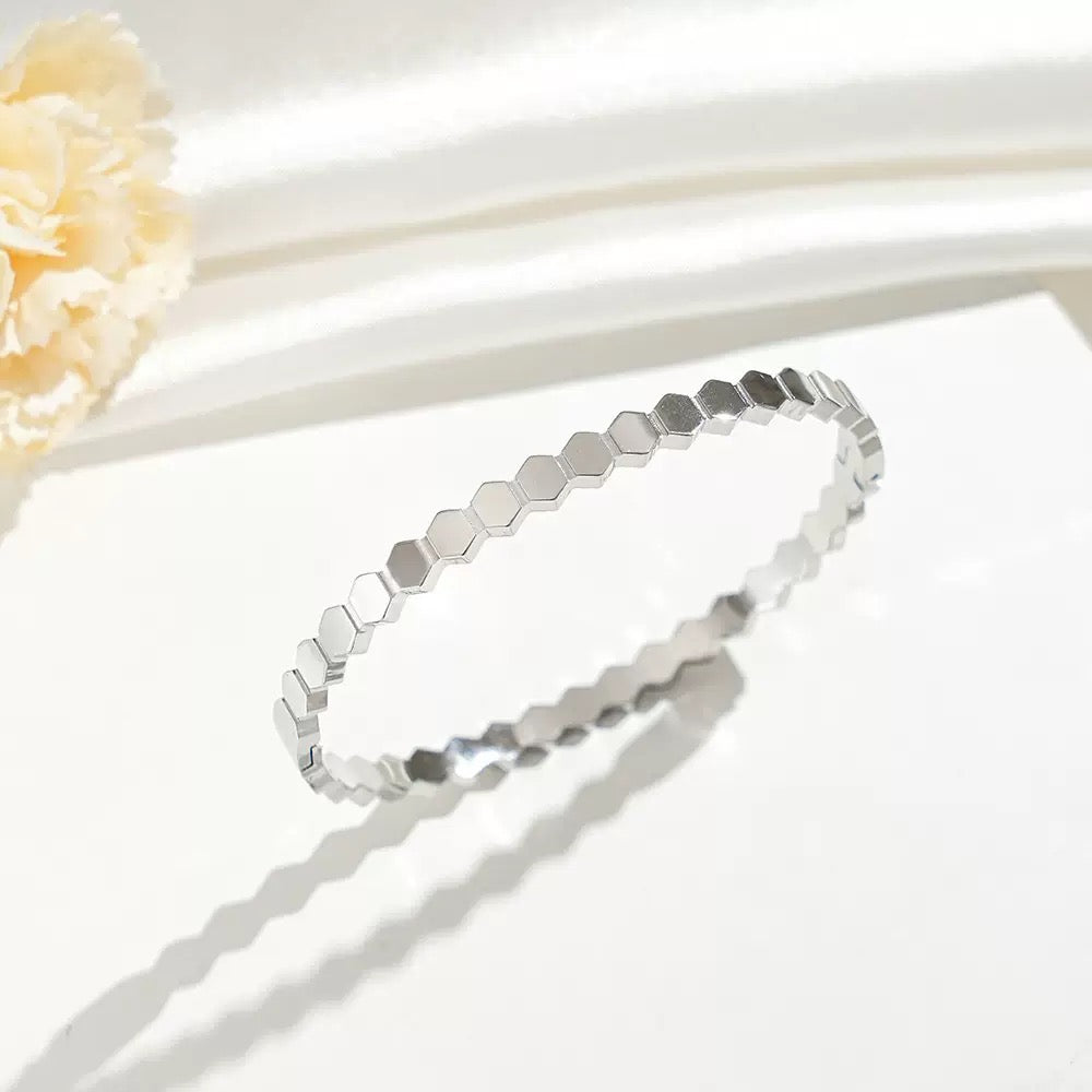 Honey nest bangles