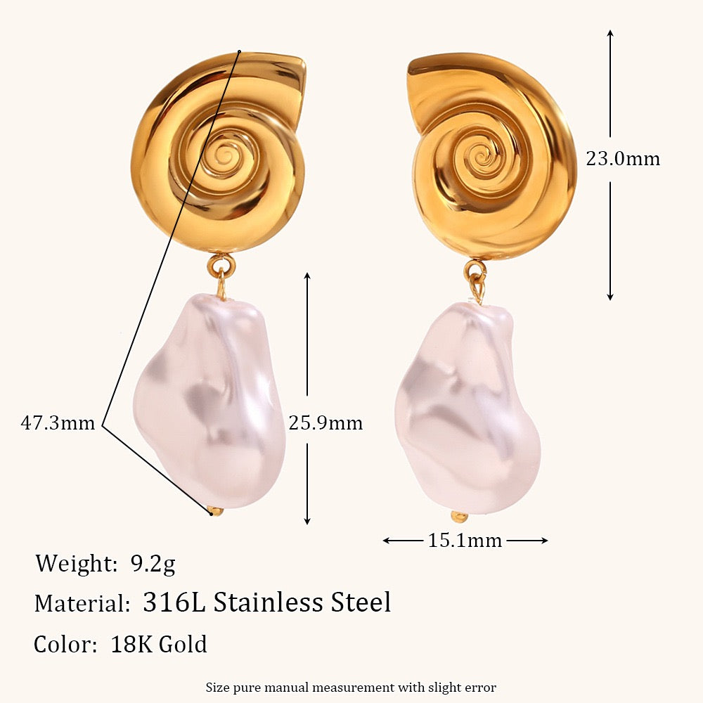 Swirl pearly earrings