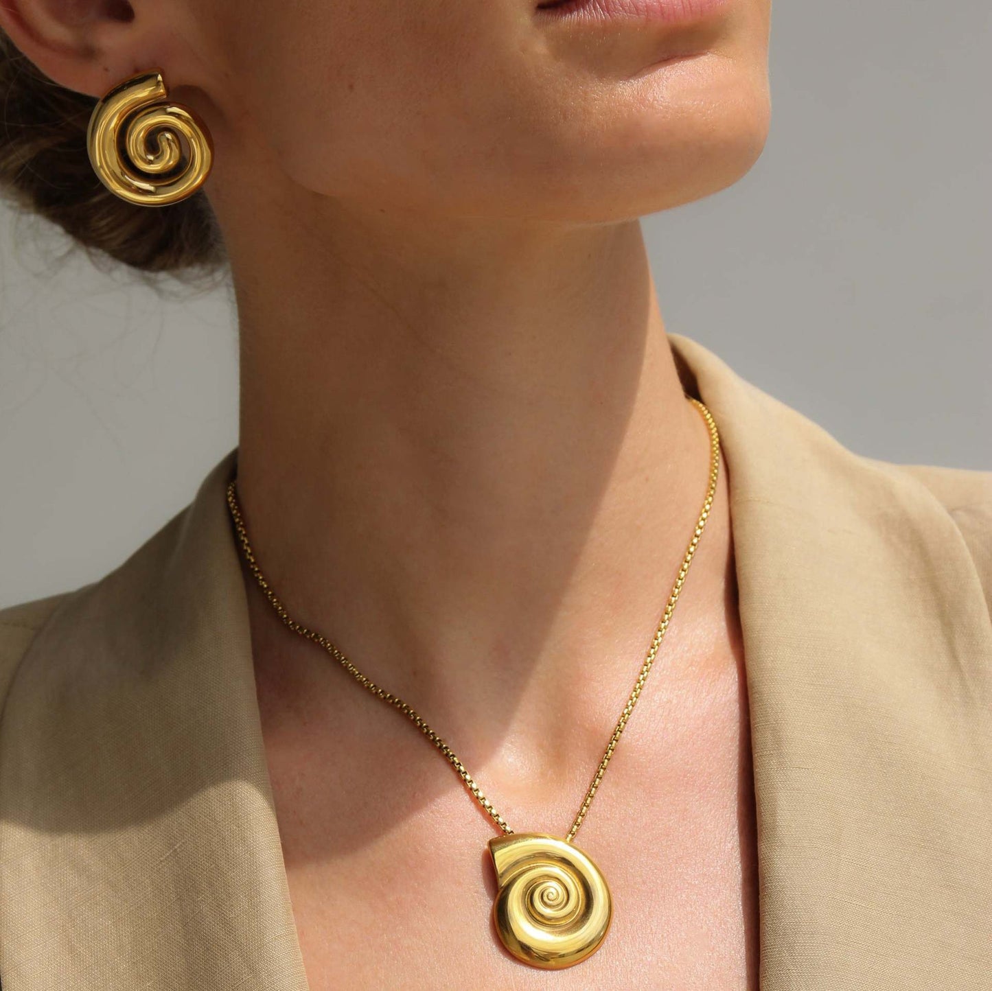 Golden swirl set
