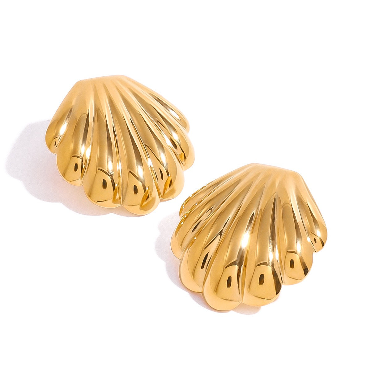 Sharon shell earrings