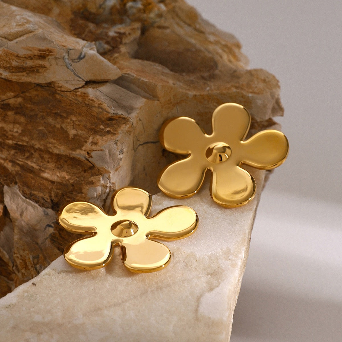 Carey flower earrings