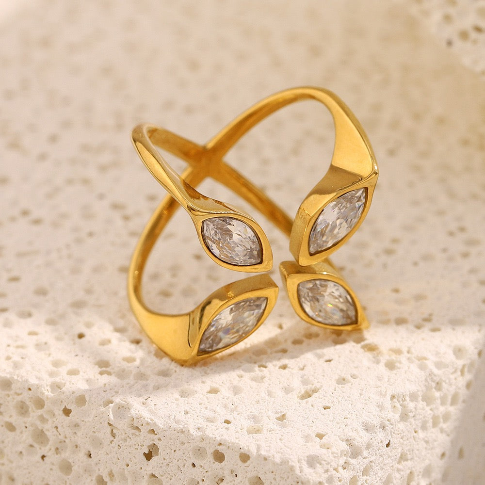 Cross rock ring
