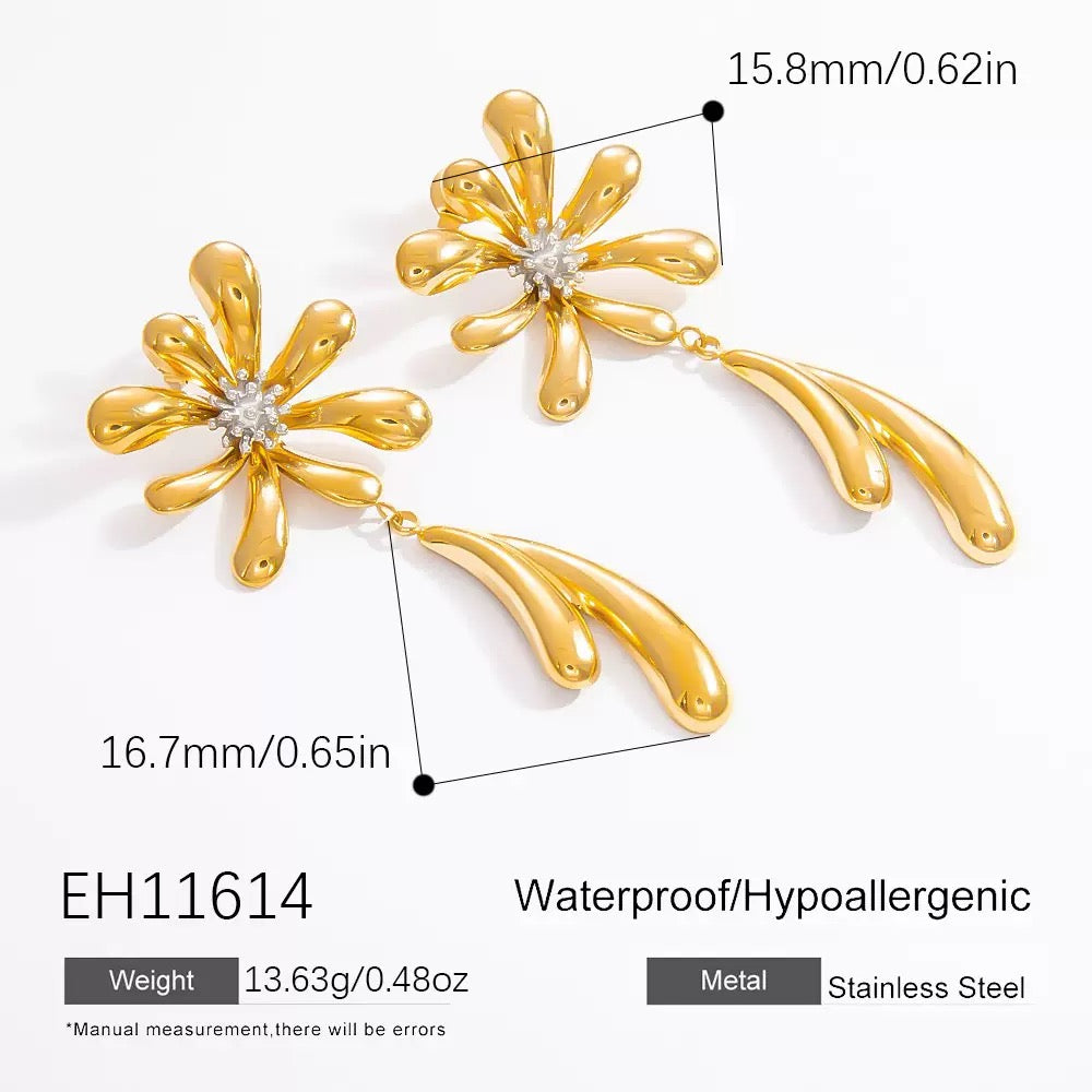 Statement flower earrings