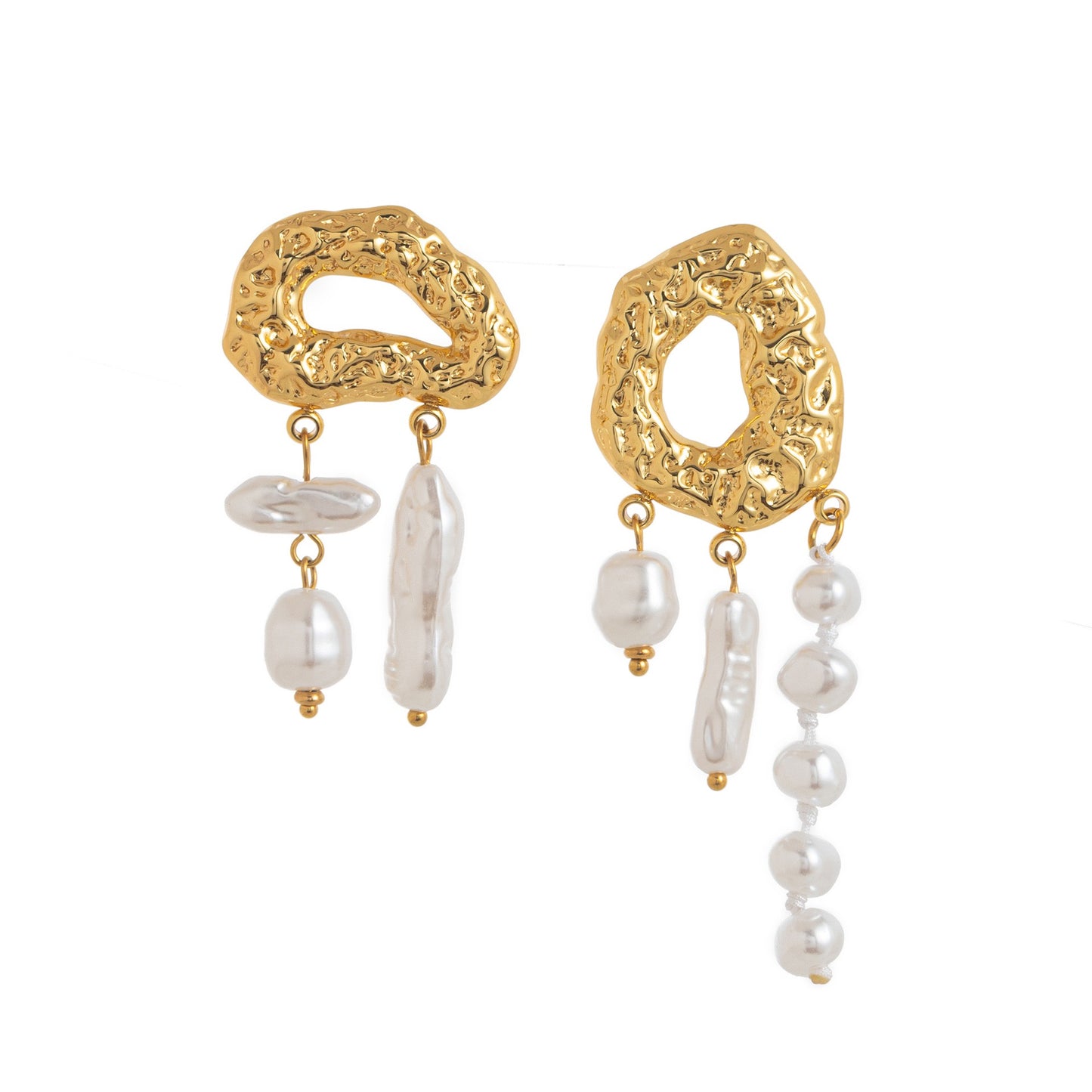 Cloudy pearly earrings