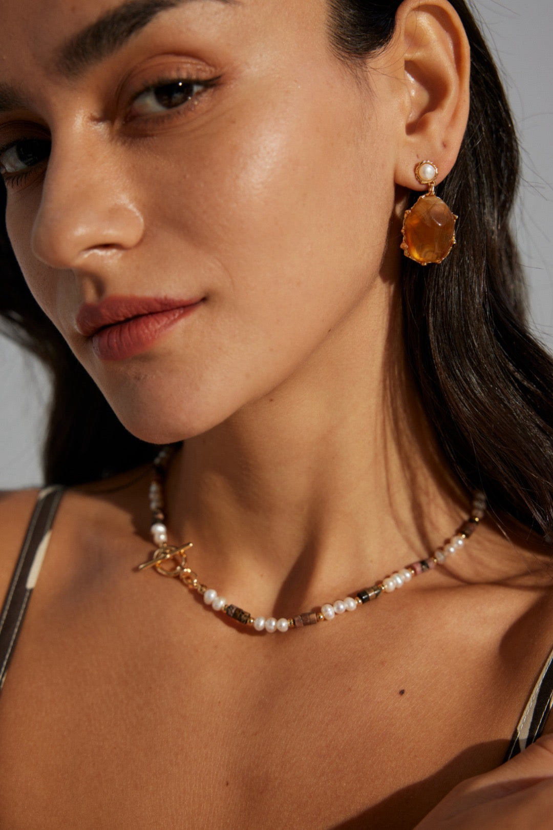 Tiger eye pearl necklace
