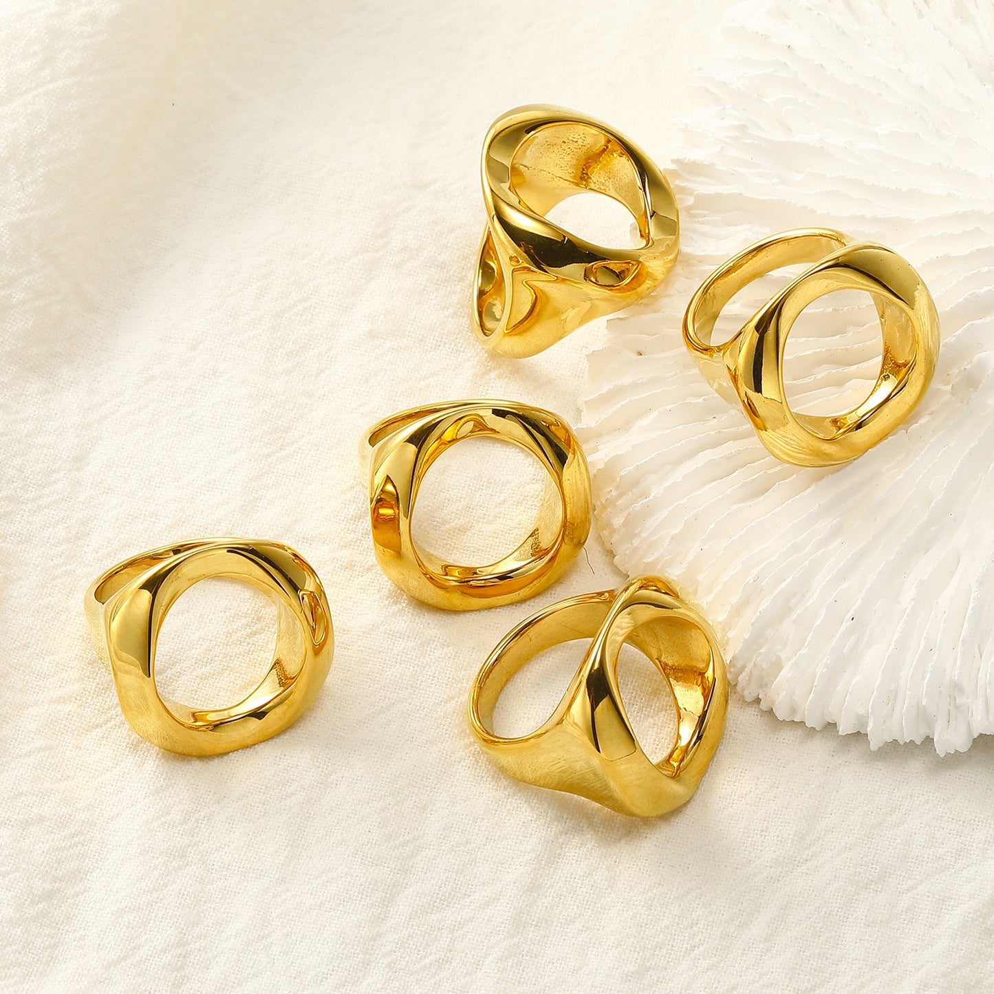 French oval ring