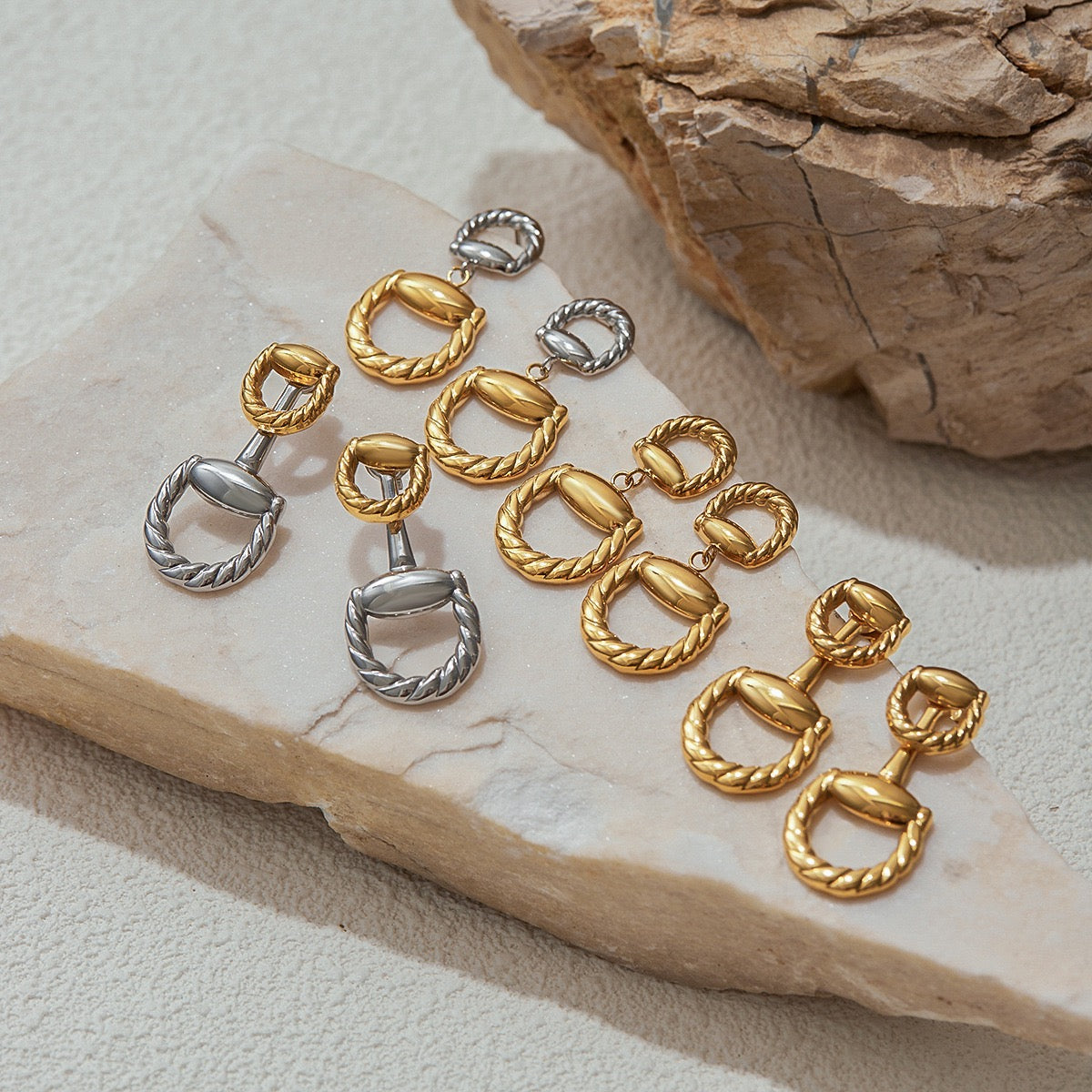 Horseshoe earrings