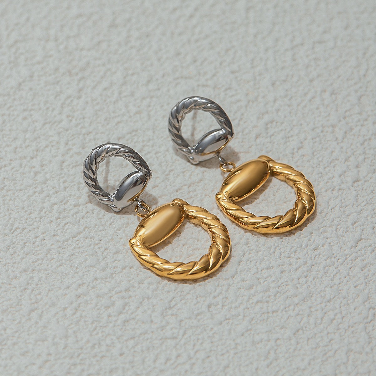Horseshoe earrings