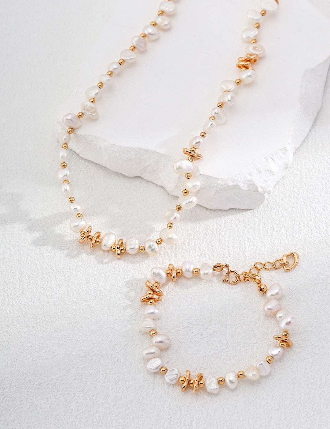 Norway Gold nuggets pearl set