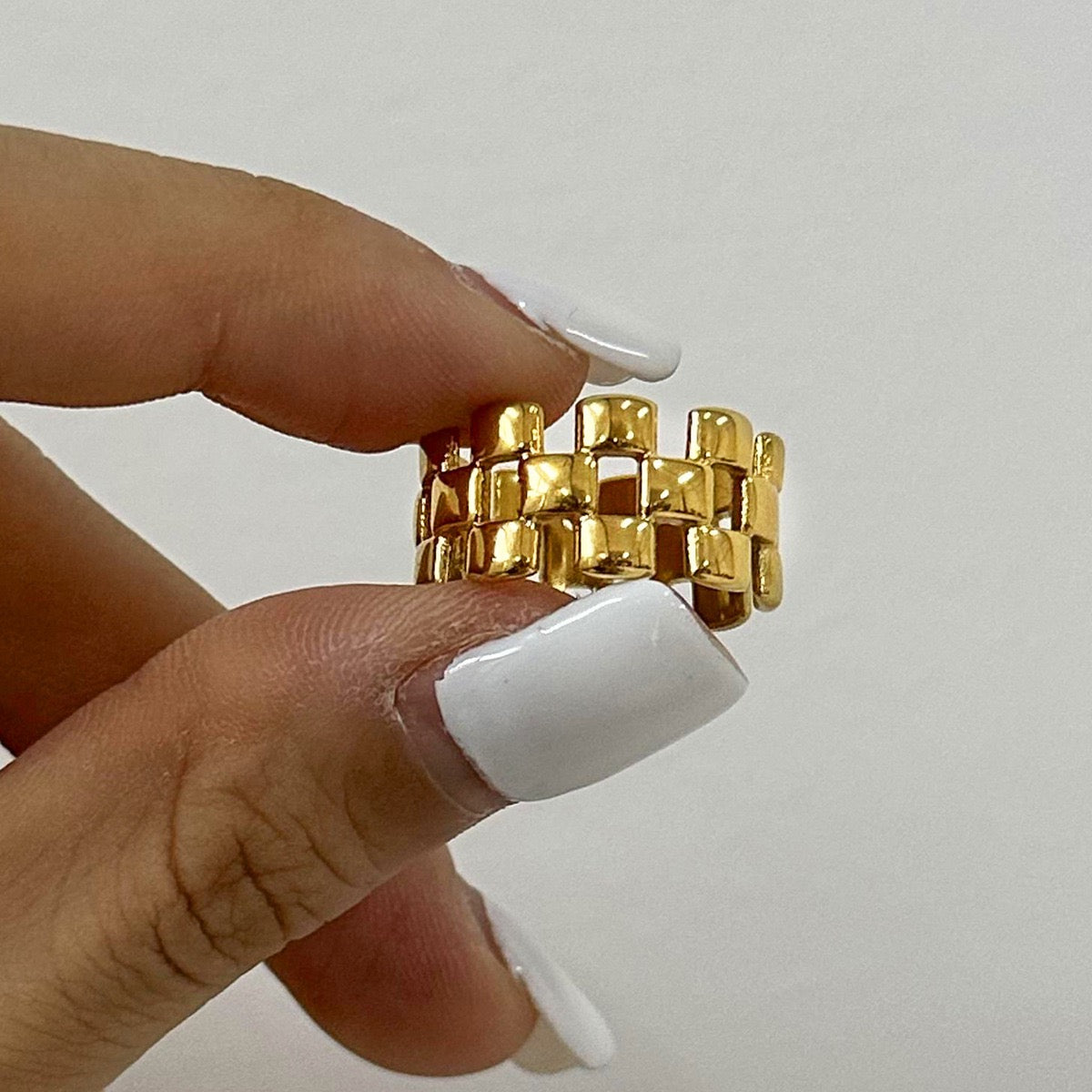 Watch belt rings