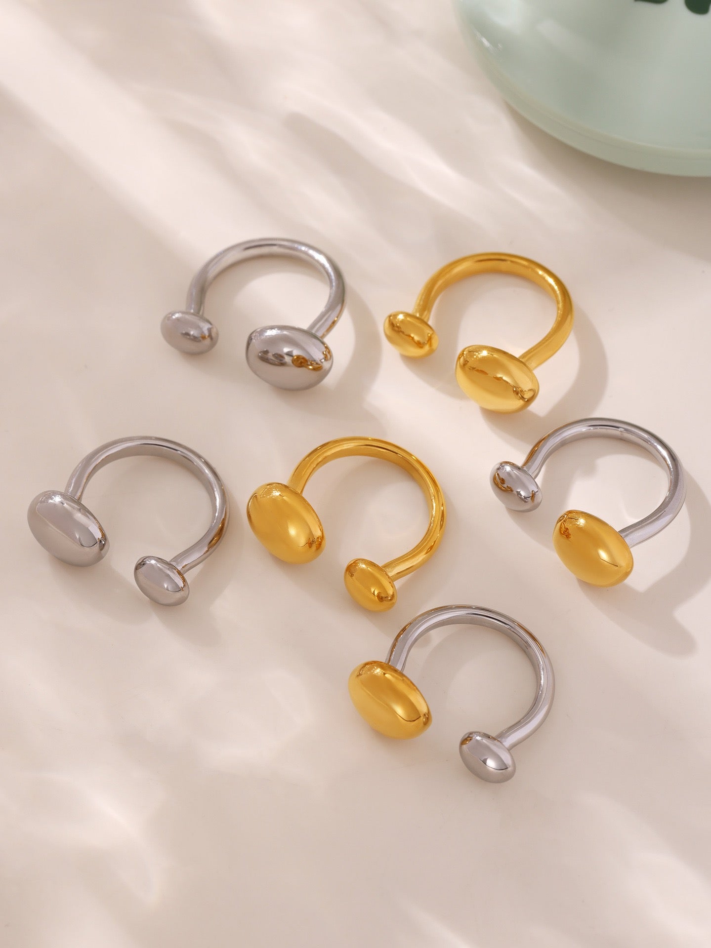 Double beady rings