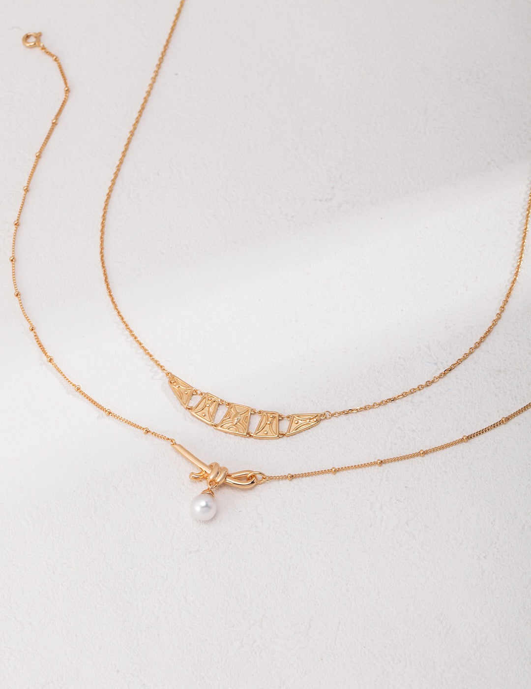 Coco Bow chain necklace