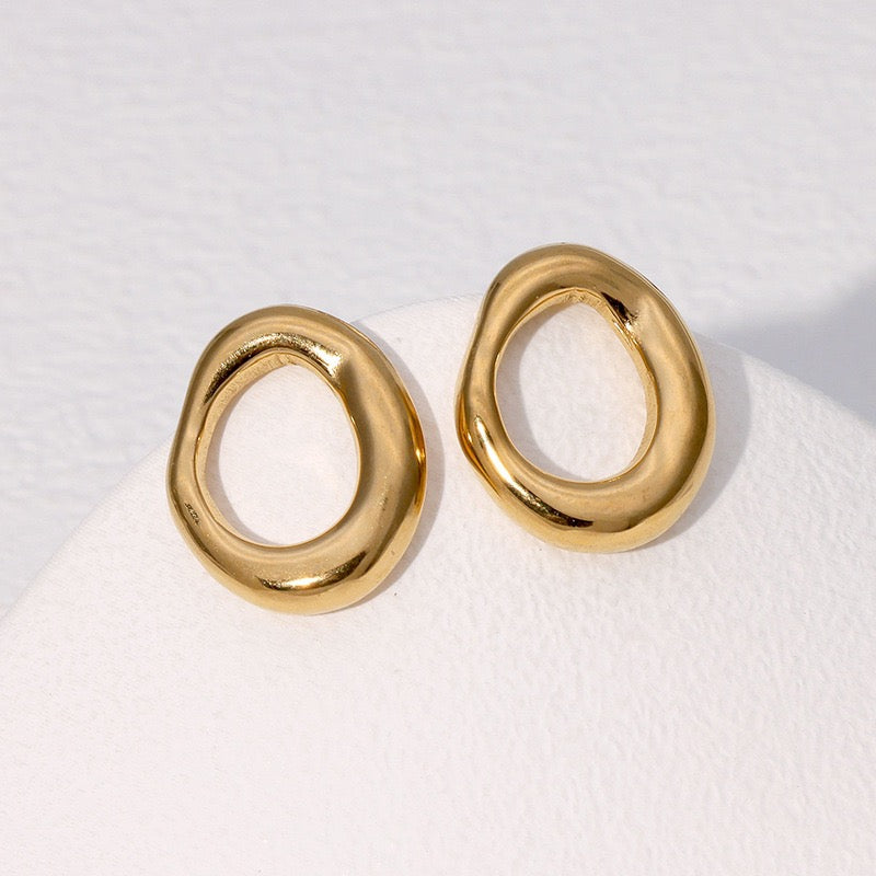 Dainty hoop earrings