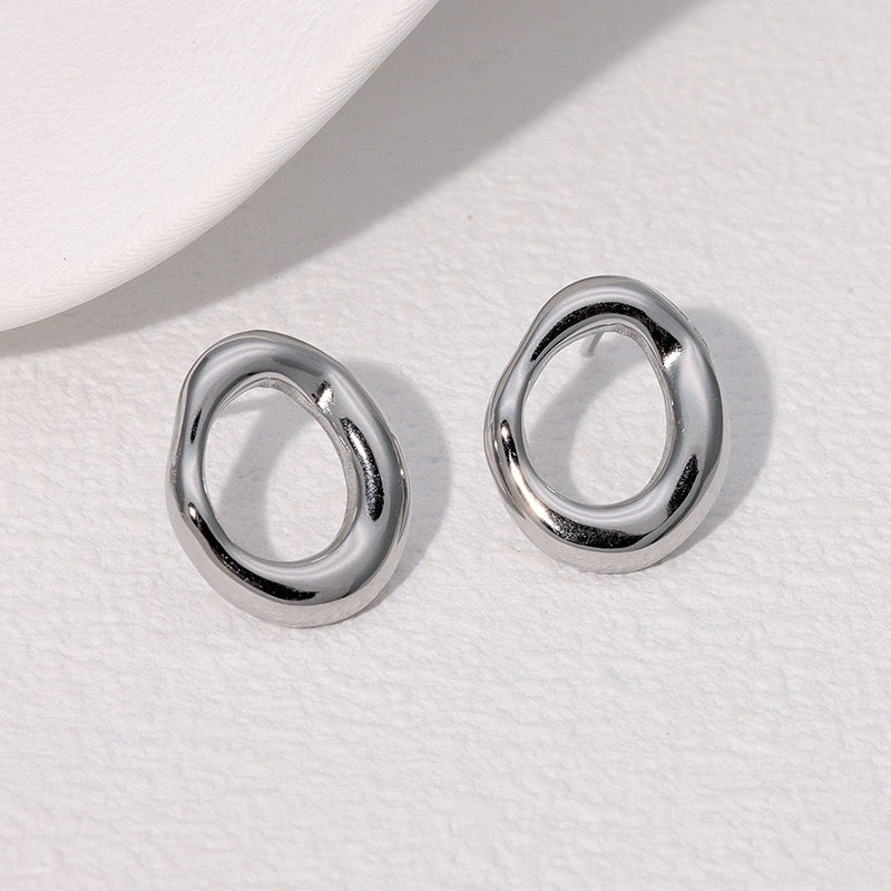 Dainty hoop earrings