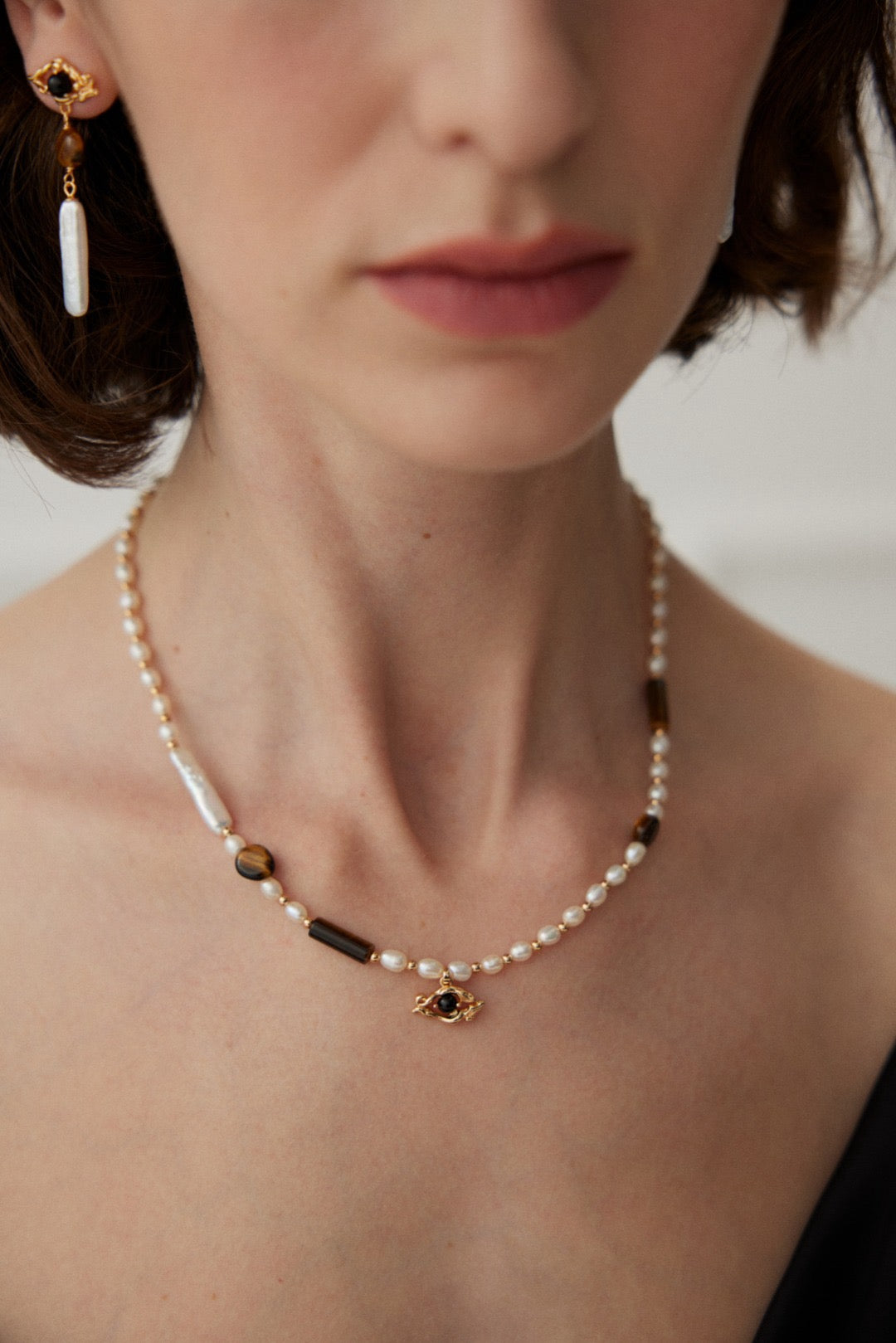 Ireland Tiger eye pearl set