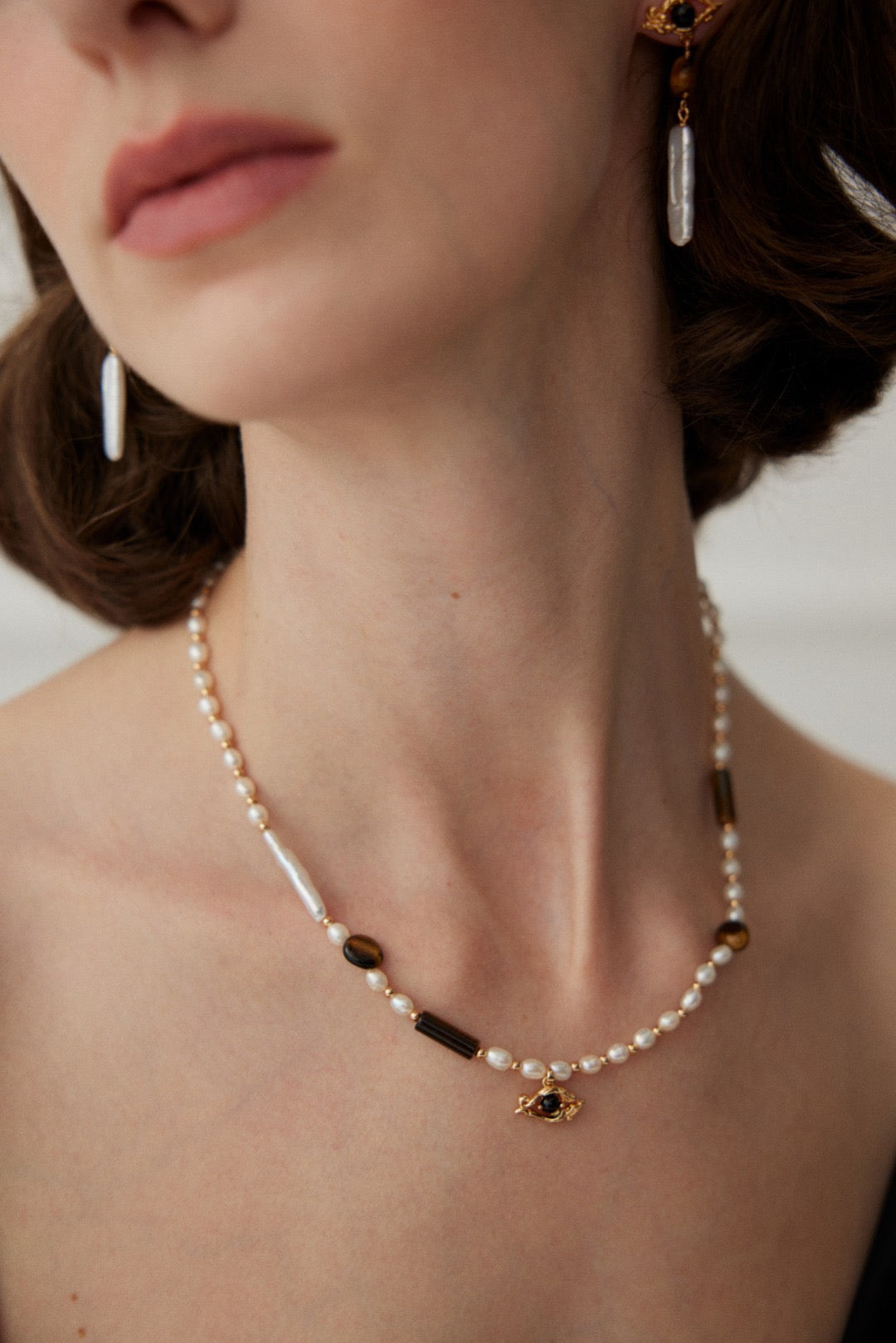 Ireland Tiger eye pearl set