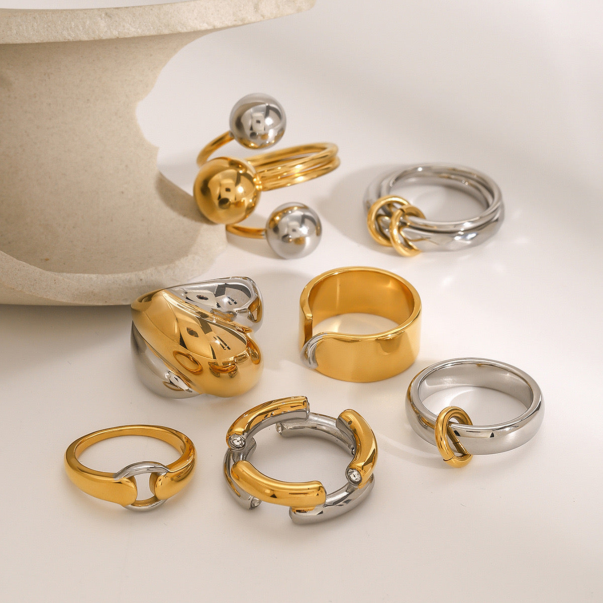 Daniella Mix rings