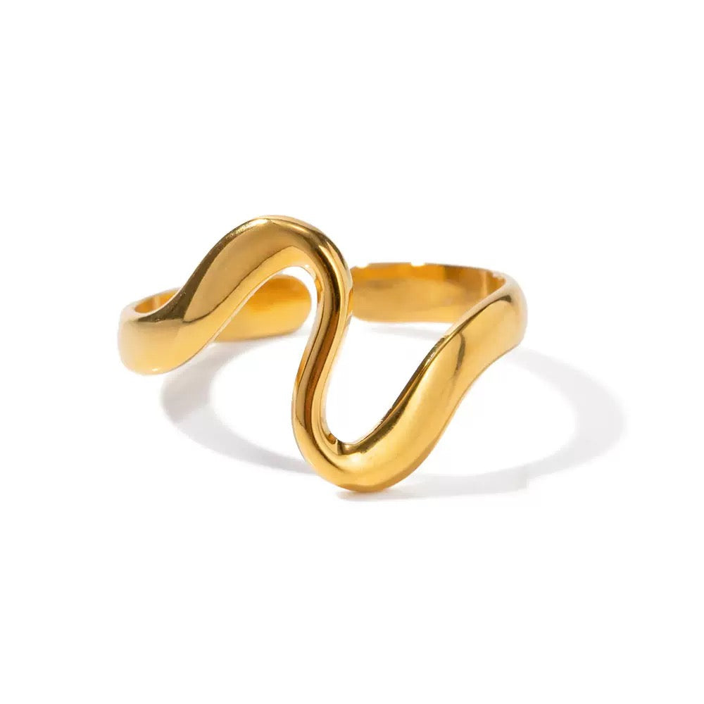 Bree Big wave ring