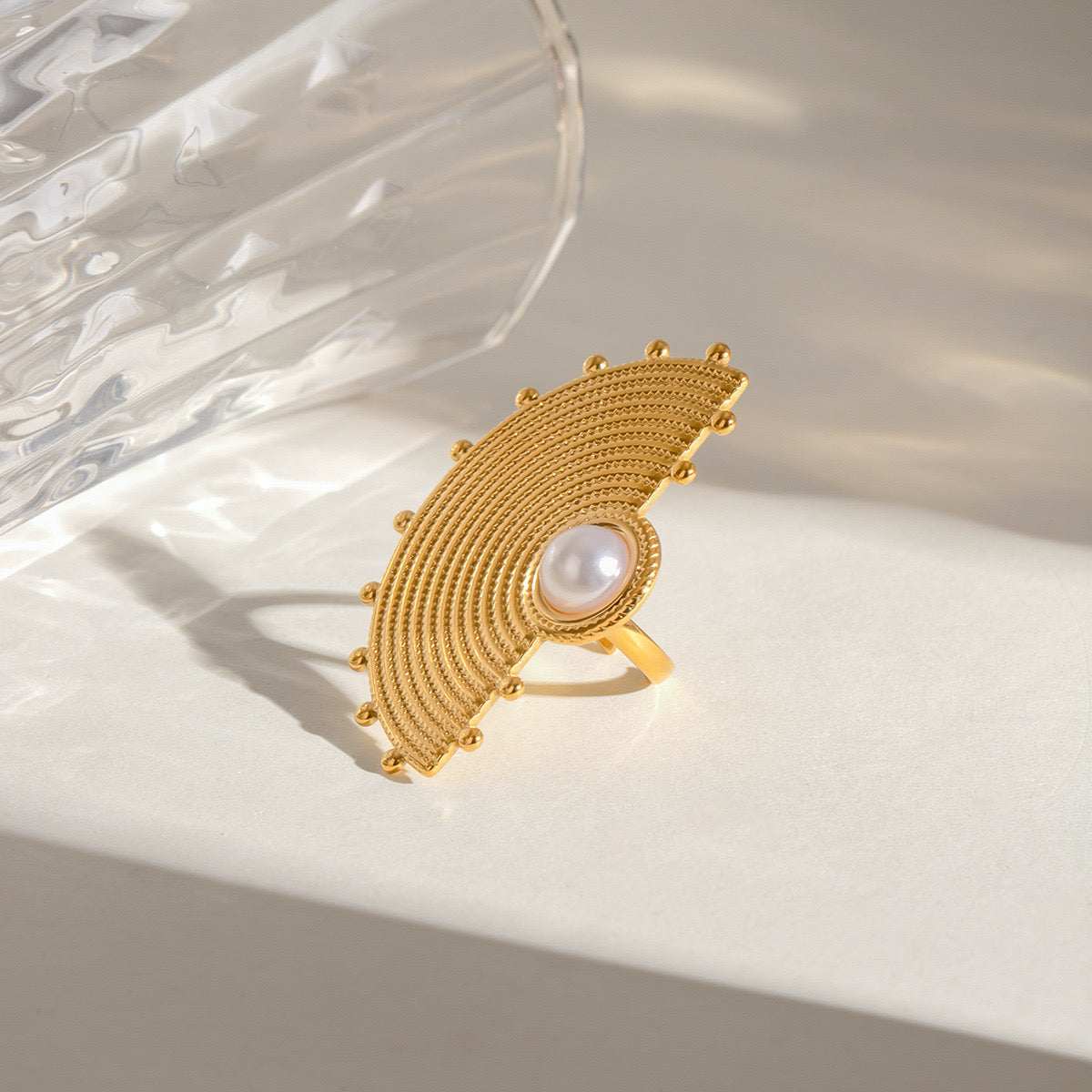 Elina Big statement ring