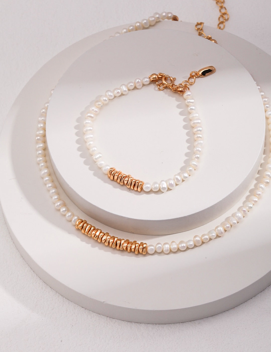 Golden nuggets Pearl set